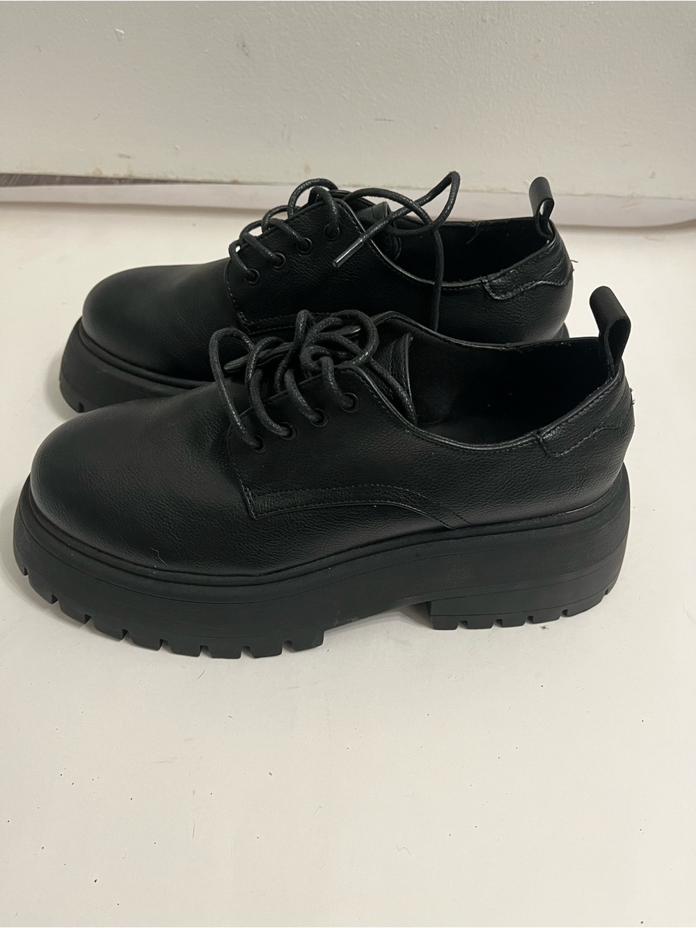 Women's Black Platform Lace-Up Shoes